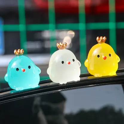 Picture of Car center console knick-knacks mini glow-in-the-dark crown chicks